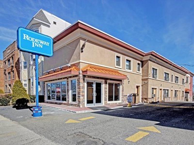 Rodeway Inn Belleville Bagian luar foto